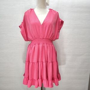 Mod On Trend NWT Smocked Waist Pink Dress Size Medium V-Neck